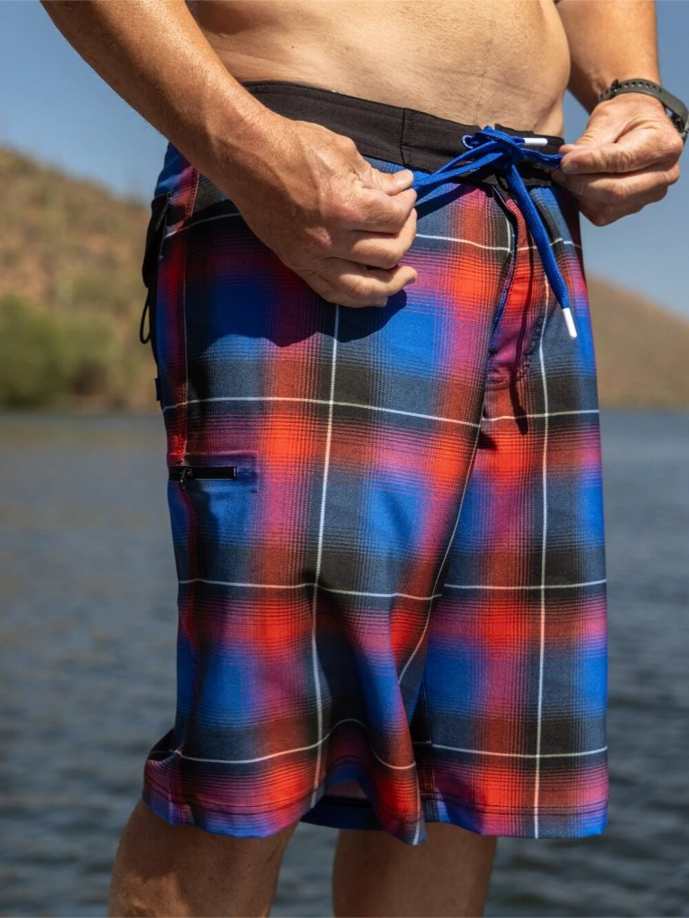 Dixxon Flannel HEARTLAND 4th of July Boardshorts - Men's Size 44